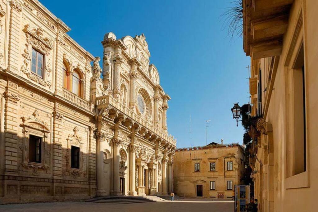 Confortevole Appartamento Vicino Al Centro Lecce Zewnętrze zdjęcie